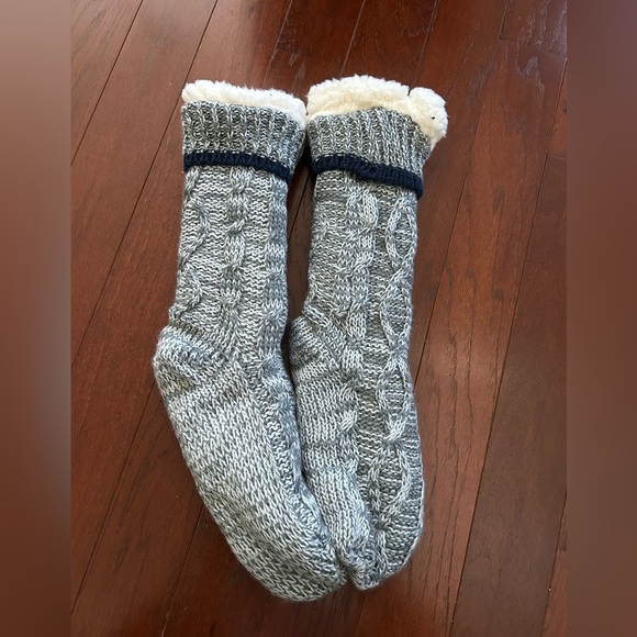 New Grey Cozy Knit Slipper Socks Women’s One size - Picture 2 of 6